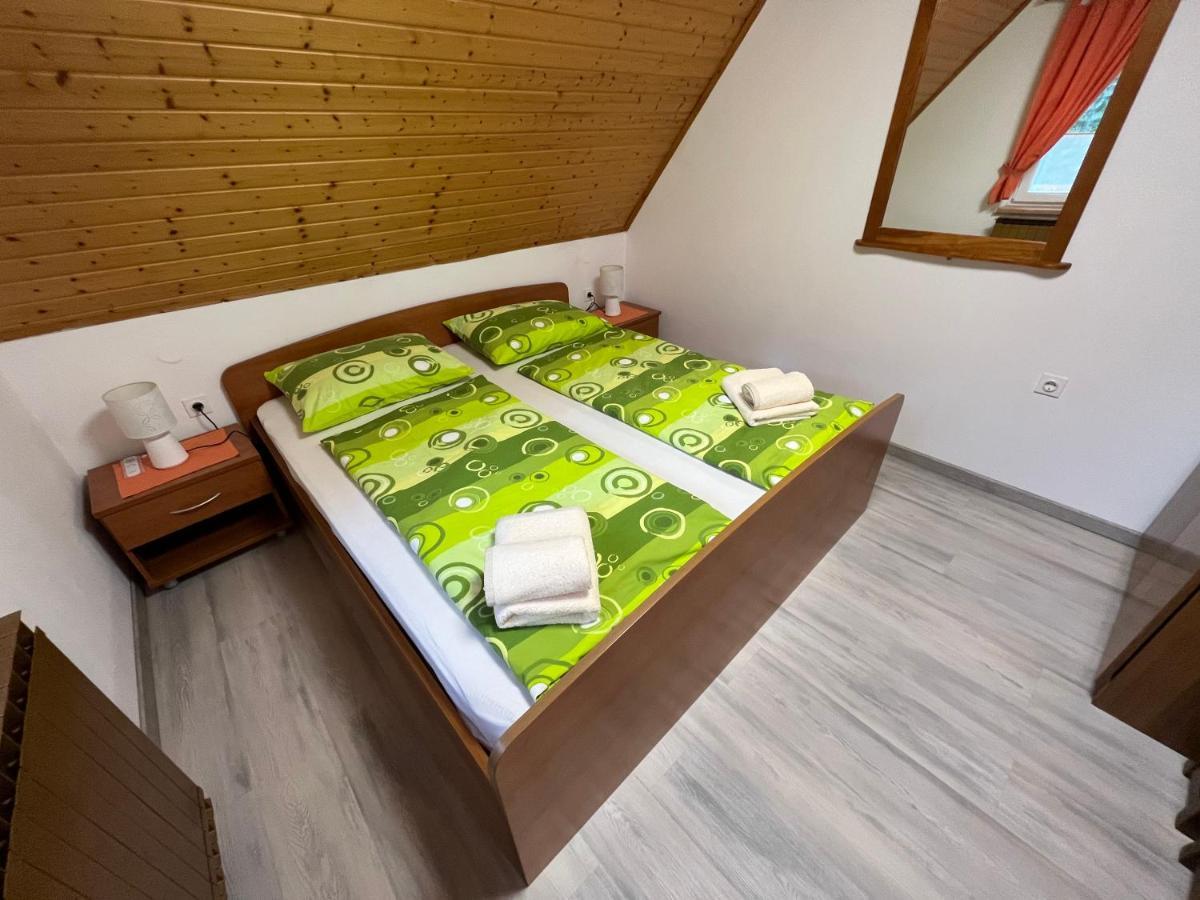 Apartmaji In Sobe Cuder Soča Eksteriør bilde