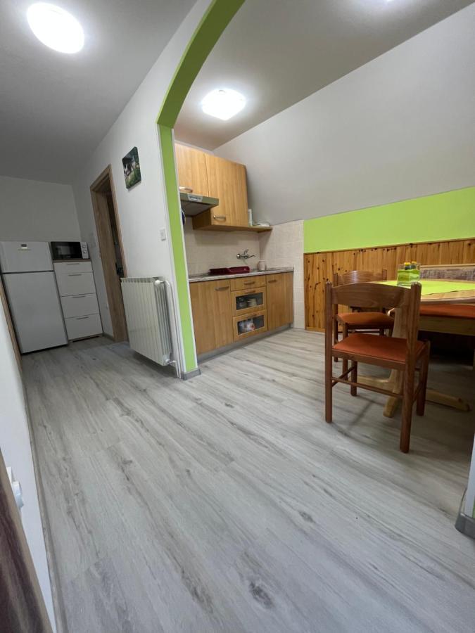 Apartmaji In Sobe Cuder Soča Eksteriør bilde