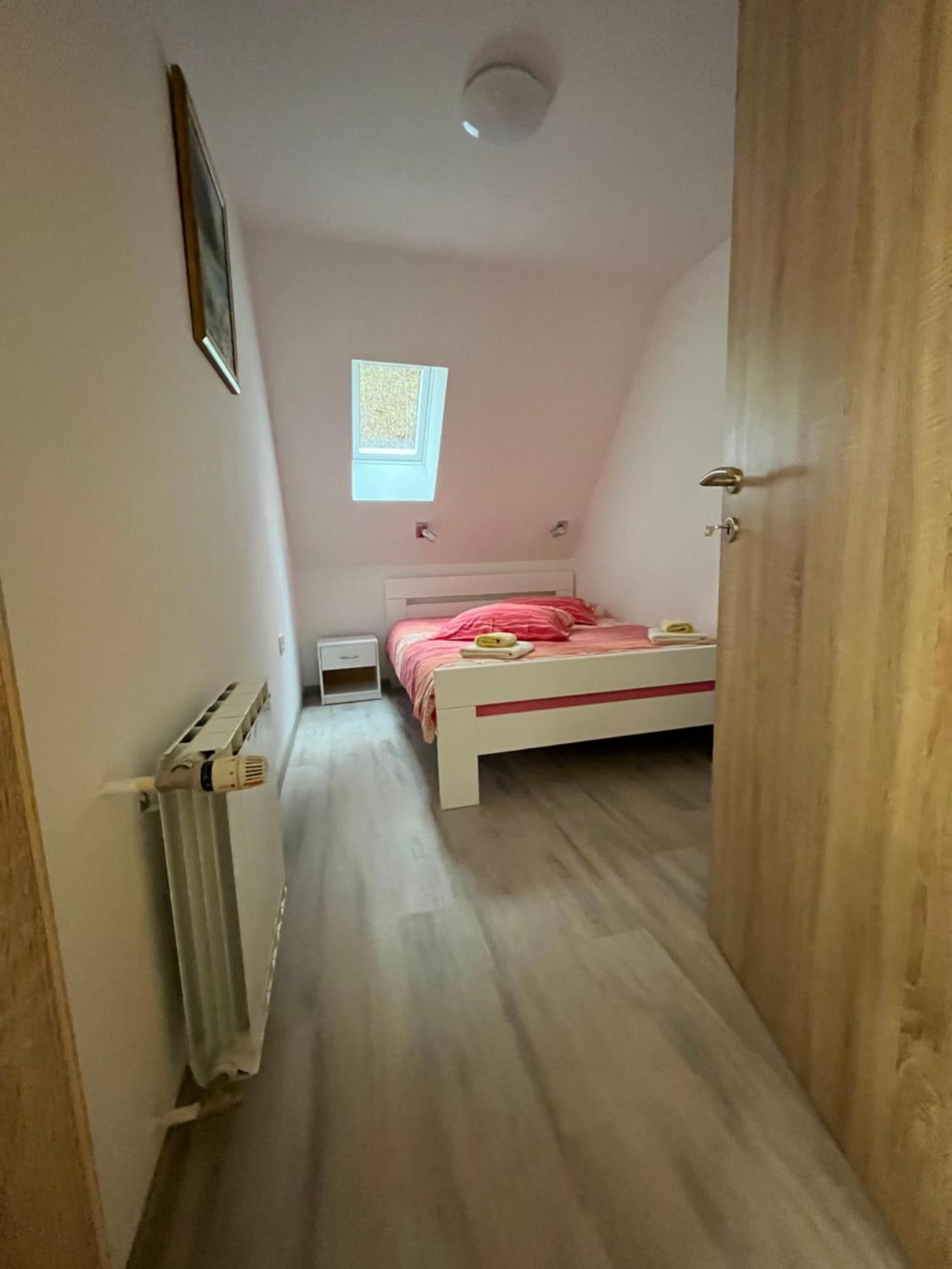 Apartmaji In Sobe Cuder Soča Rom bilde