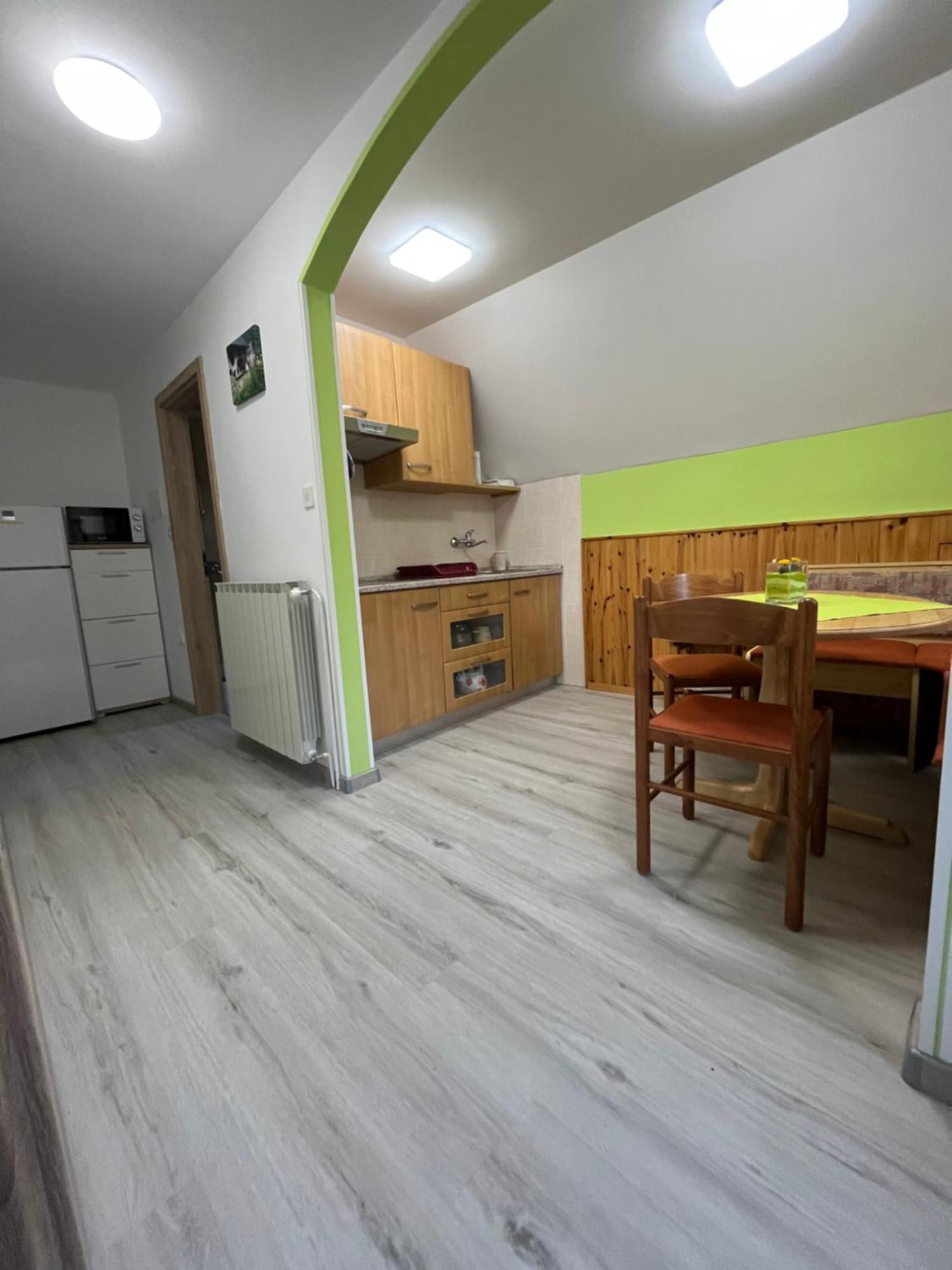 Apartmaji In Sobe Cuder Soča Rom bilde